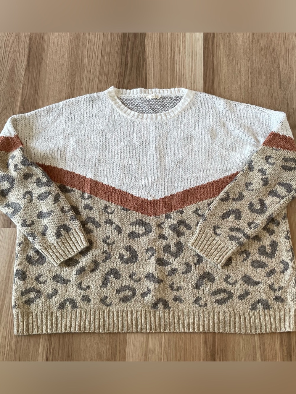 Easel Womens Leopard Crew Neck Sweater 1X Boho Chic Indie Sleaze Cabin Oversized